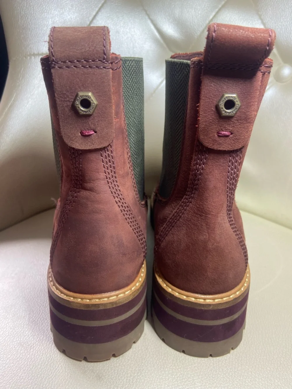 Timberland Burgundy Suede Chelsea Lug Ankle Boots, size:6.5 - Picture 5 of 11